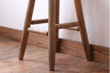 レトロ家具　和製アンティーク　レトロな木味のスツール