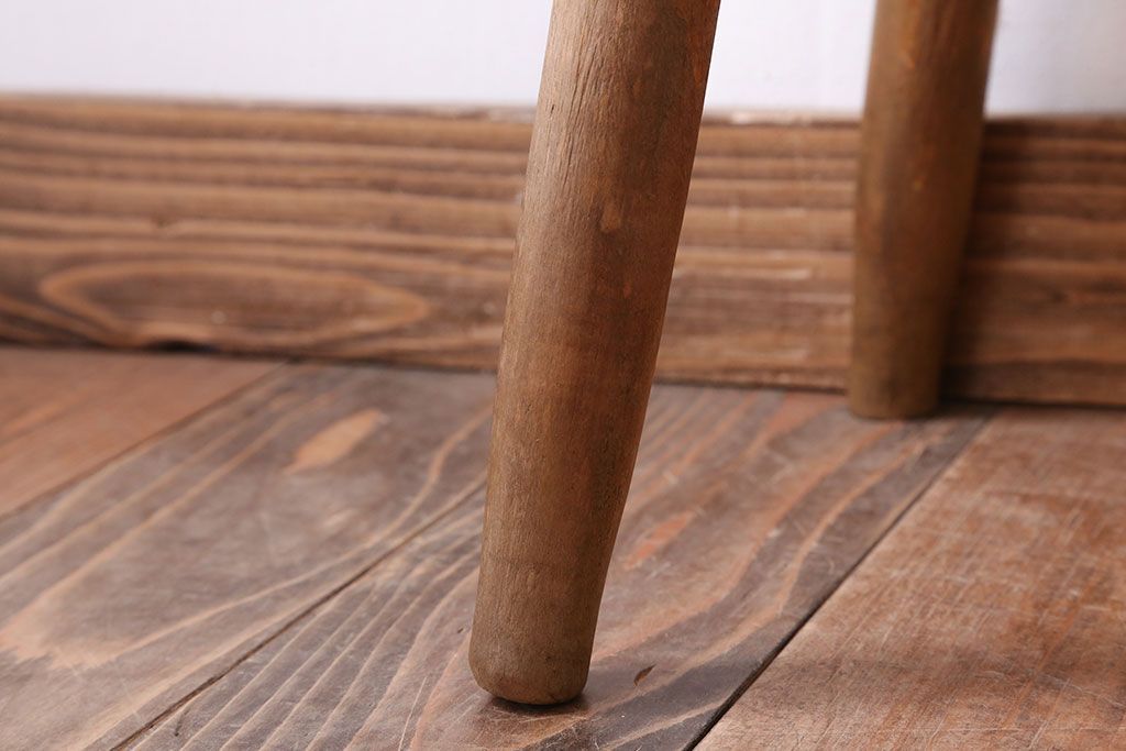 レトロ家具　和製アンティーク　レトロな木味のスツール