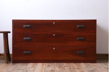 アンティーク家具　和製アンティーク　前面欅材!漆塗りの衣装箪笥ローボード(1)