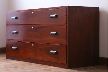 アンティーク家具　和製アンティーク　前面欅材!漆塗りの衣装箪笥ローボード(1)