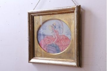 アンティーク雑貨　イギリスビンテージ　壁掛け絵画　フレーム(赤いドレスの女性)