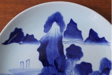 古民具・骨董　幕末〜明治　山水の図　アンティーク染付大皿