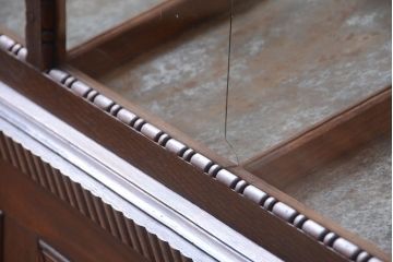 アンティーク家具　和製アンティーク　高級品!古いナラ材の上質なショーケース(ガラスケース)