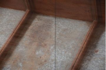 アンティーク家具　和製アンティーク　高級品!古いナラ材の上質なショーケース(ガラスケース)