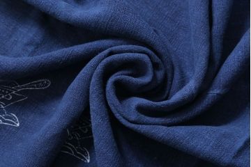 アンティーク雑貨　アンティーク　インディゴ(藍)染めハンガリーリネンのテーブルクロス(カップ&ソーサー柄)