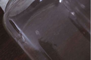 アンティーク雑貨　昭和レトロ　古い駄菓子屋のガラス瓶(ビン)2個セット