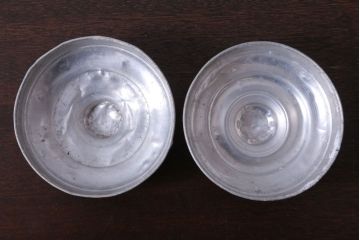 アンティーク雑貨　昭和レトロ　古い駄菓子屋のガラス瓶(ビン)2個セット