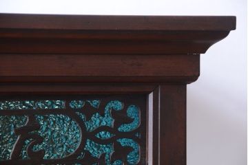 アンティーク家具　大正ロマン　脚付き!古いタバコ屋の当時物色ガラス入りアンティーク縦型ガラスケース