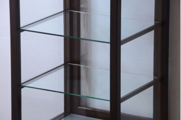 アンティーク家具　大正ロマン　脚付き!古いタバコ屋の当時物色ガラス入りアンティーク縦型ガラスケース