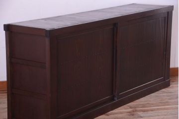 アンティーク家具　古民具・骨董　和モダンスタイル!縦桟引き戸の六尺水屋箪笥サイドボード