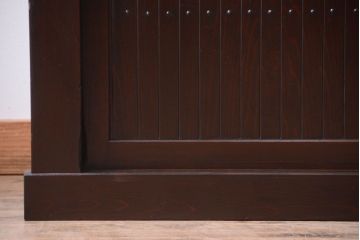 アンティーク家具　古民具・骨董　和モダンスタイル!縦桟引き戸の六尺水屋箪笥サイドボード