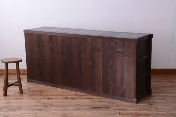 アンティーク家具　古民具・骨董　和モダンスタイル!縦桟引き戸の六尺水屋箪笥サイドボード