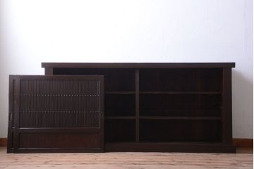 アンティーク家具　古民具・骨董　和モダンスタイル!縦桟引き戸の水屋箪笥サイドボード(2)