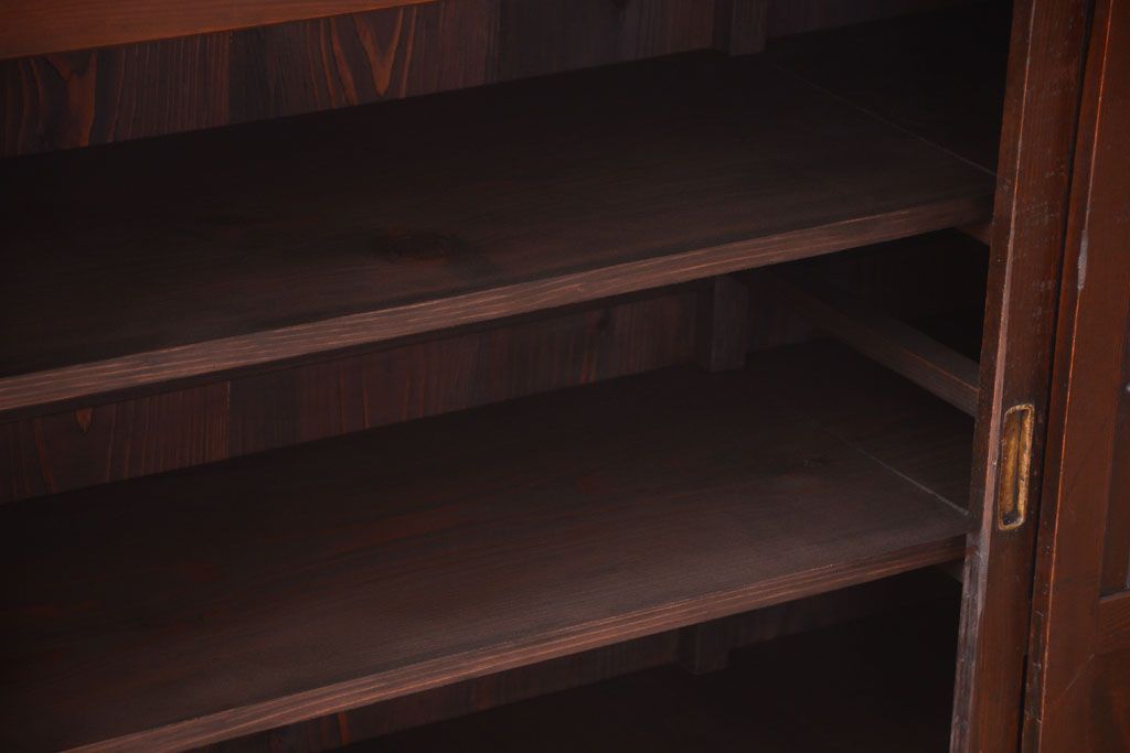 アンティーク家具　古民具・骨董　和モダンスタイル!縦桟引き戸の水屋箪笥サイドボード(2)