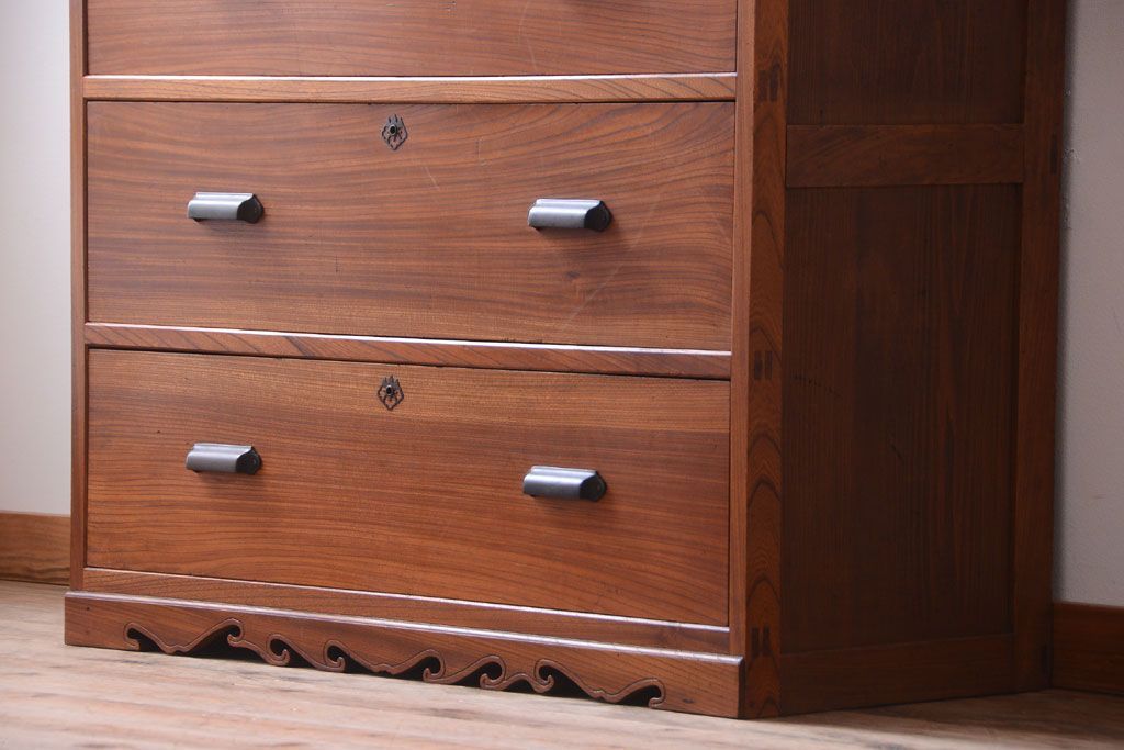 アンティーク家具　和製アンティーク　前面欅材!和モダンな4杯チェスト(衣装箪笥)