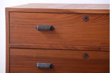 アンティーク家具　和製アンティーク　前面欅材!和モダンな4杯チェスト(衣装箪笥)