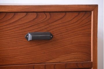 アンティーク家具　和製アンティーク　前面欅材!和モダンな4杯チェスト(衣装箪笥)