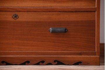 アンティーク家具　和製アンティーク　前面欅材!和モダンな4杯チェスト(衣装箪笥)