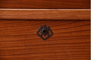 アンティーク家具　和製アンティーク　前面欅材!和モダンな4杯チェスト(衣装箪笥)