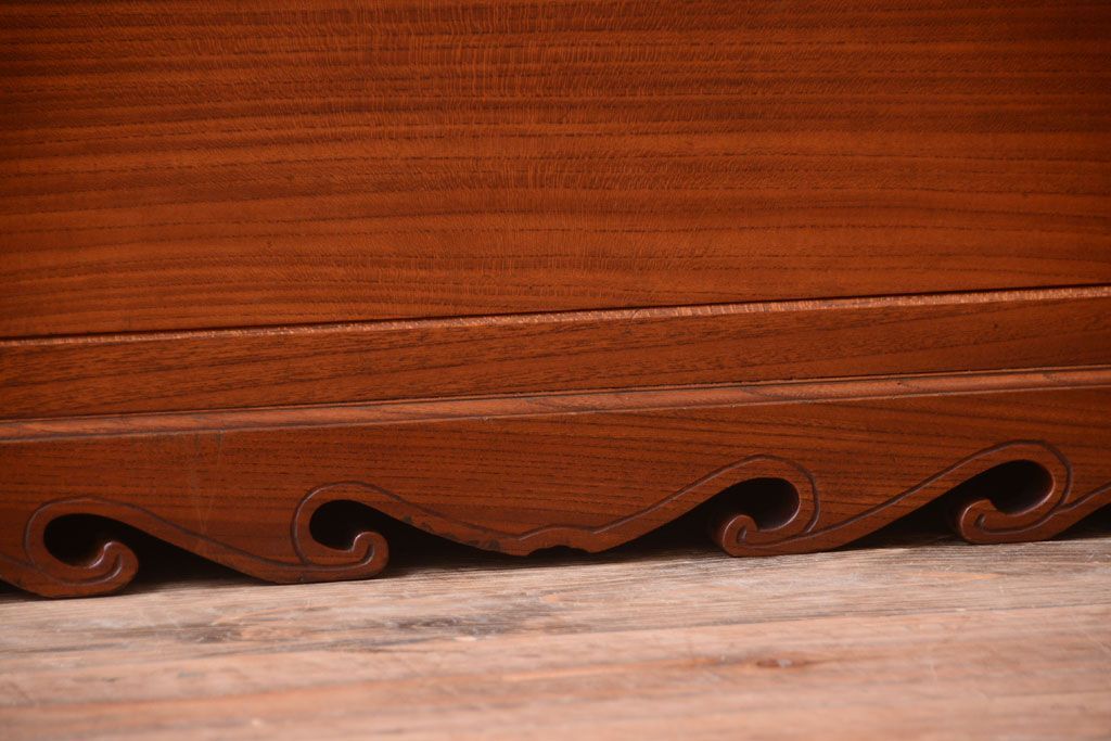 アンティーク家具　和製アンティーク　前面欅材!和モダンな4杯チェスト(衣装箪笥)