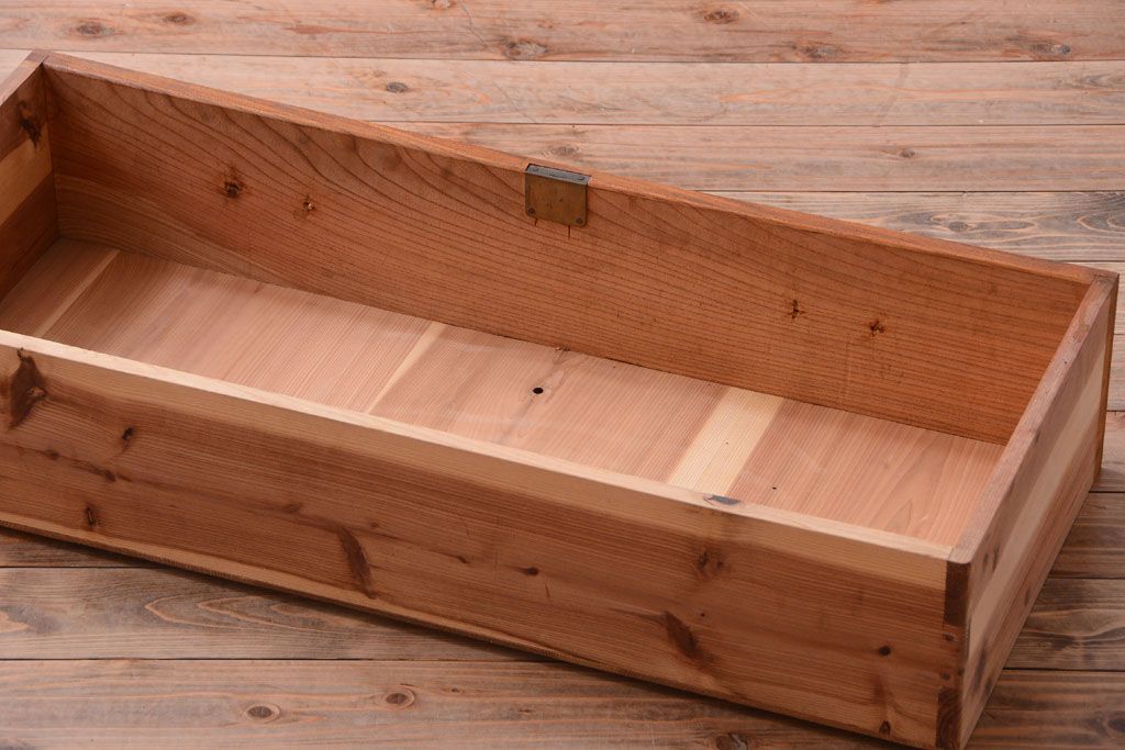 アンティーク家具　和製アンティーク　前面欅材!和モダンな4杯チェスト(衣装箪笥)