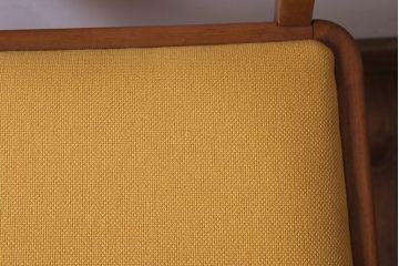 レトロ家具　昭和レトロ　古い木製の小ぶりなアンティークチェア