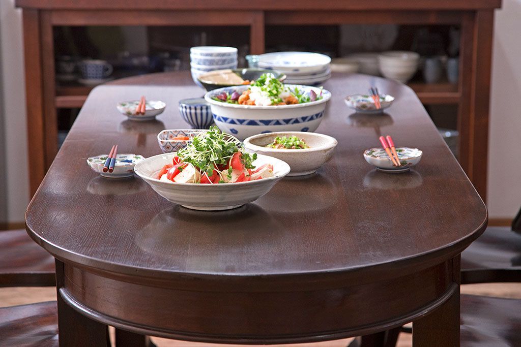 アンティーク家具　和製アンティーク　古いナラ材の上質なオーバル(楕円)型ダイニングテーブル