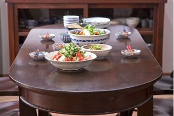 アンティーク家具　和製アンティーク　古いナラ材の上質なオーバル(楕円)型ダイニングテーブル