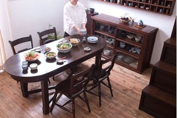 アンティーク家具　和製アンティーク　古いナラ材の上質なオーバル(楕円)型ダイニングテーブル