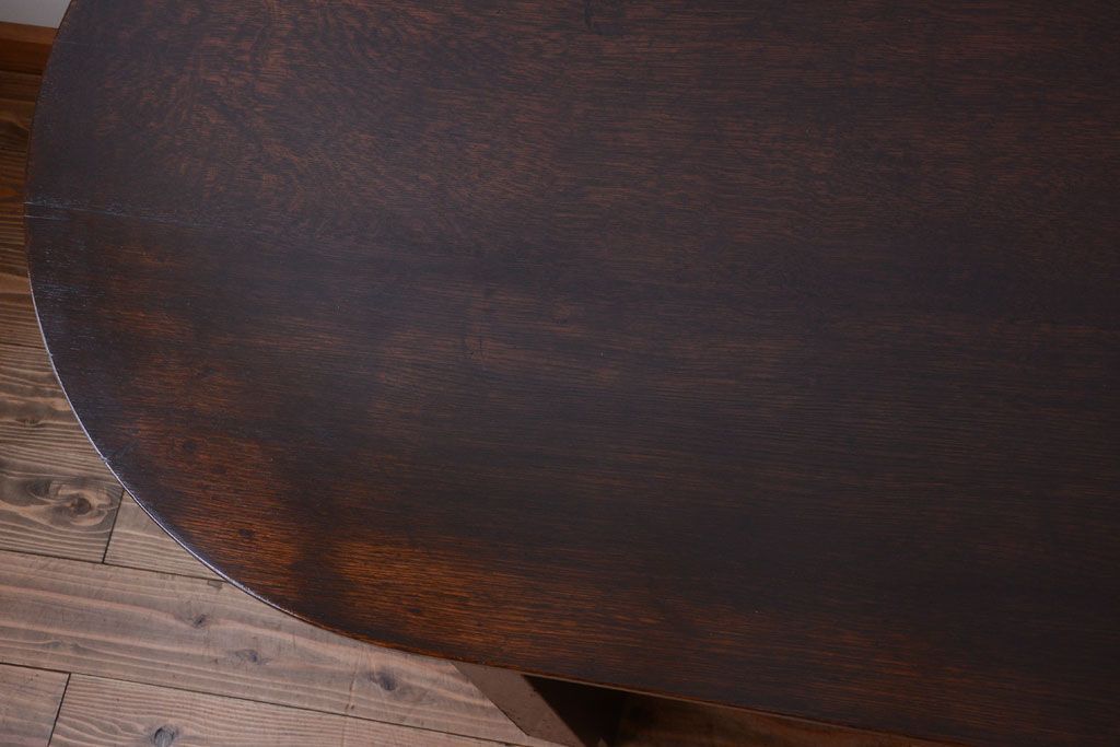 アンティーク家具　和製アンティーク　古いナラ材の上質なオーバル(楕円)型ダイニングテーブル