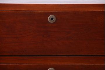 アンティーク家具　和製アンティーク　前面欅材のシンプルな衣装箪笥ローボード