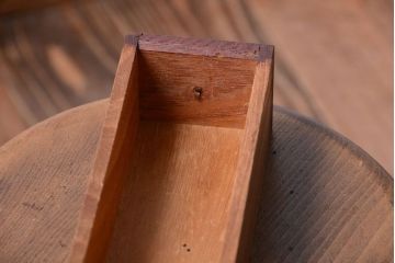 アンティーク家具　古民具・骨董　前面欅材!小ぶりなアンティーク薬箪笥