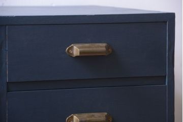 アンティーク家具　アンティーク　モールガラス入り!小さなペイント収納棚