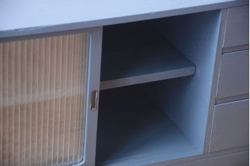 アンティーク家具　アンティーク　モールガラス入り!小さなペイント収納棚