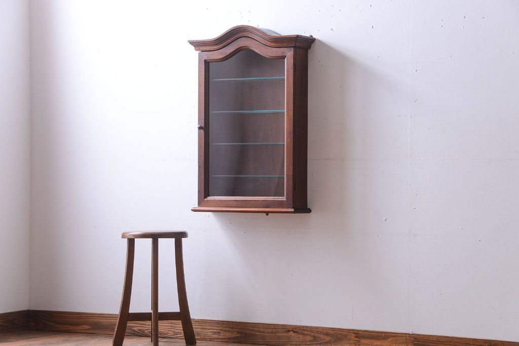 中古　海外輸入家具　木製の壁掛けギャラリーケース(ショーケース)