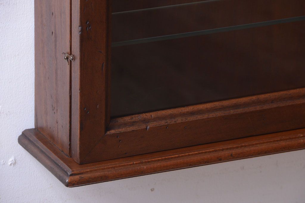 中古　海外輸入家具　木製の壁掛けギャラリーケース(ショーケース)