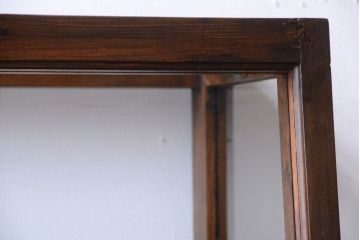 中古　木製の台形型ガラスケース(ショーケース)