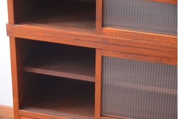 アンティーク家具　和製アンティーク　前面欅材!2段重ねのモールガラス引き戸収納棚