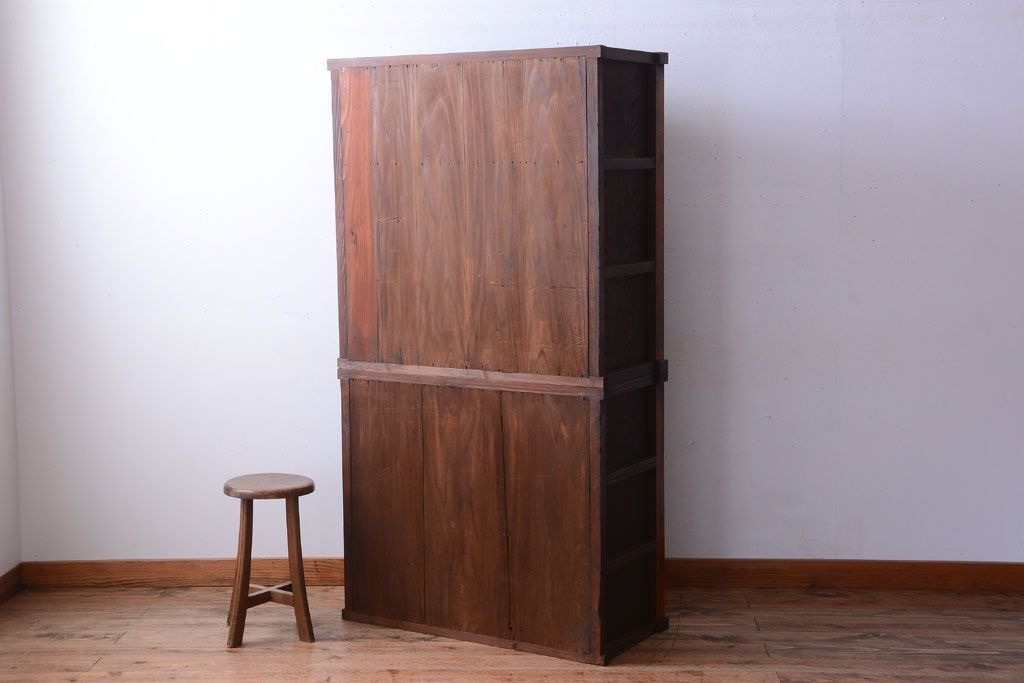 アンティーク家具　和製アンティーク　前面欅材!2段重ねのモールガラス引き戸収納棚