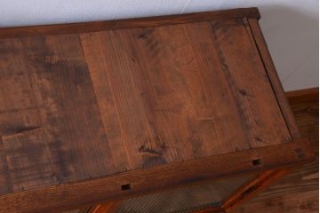 アンティーク家具　和製アンティーク　前面欅材!2段重ねのモールガラス引き戸収納棚