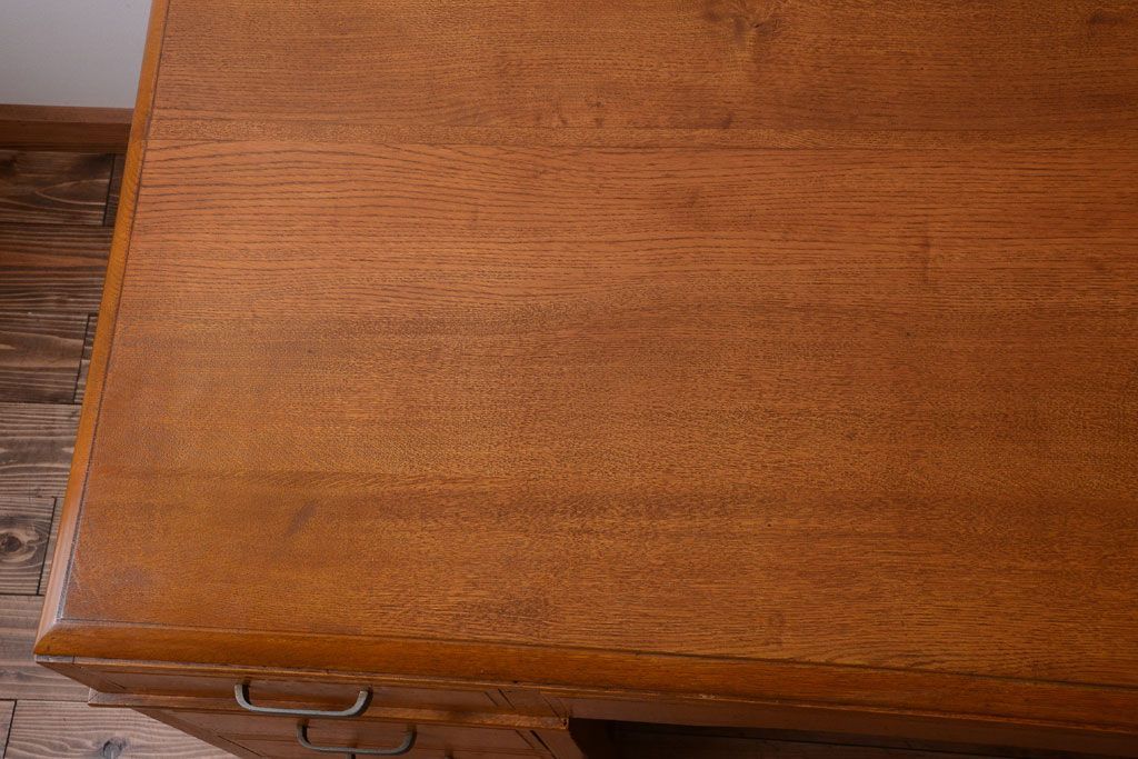 アンティーク家具　和製アンティーク　古いナラ材の上質な組み立て式両袖机(デスク)