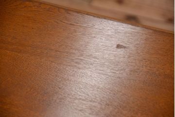 アンティーク家具　和製アンティーク　古いナラ材の上質な組み立て式両袖机(デスク)