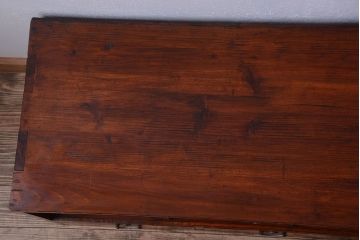 アンティーク家具　和製アンティーク　漆塗り!前面欅材の時代箪笥ローボード