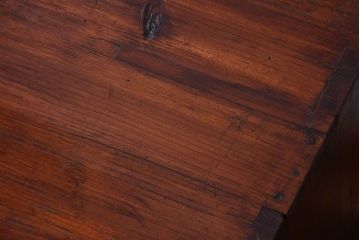 アンティーク家具　和製アンティーク　漆塗り!前面欅材の時代箪笥ローボード