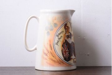 アンティーク雑貨　イギリスビンテージ　古いピッチャー(ジャグ)(2)