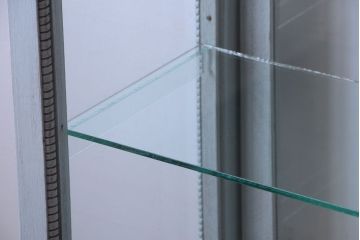 アンティーク家具　アンティークペイント　フレンチグレーカラーの薄型ガラスケース
