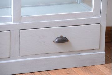 アンティーク家具　アンティークペイント　フレンチグレーカラーの薄型ガラスケース