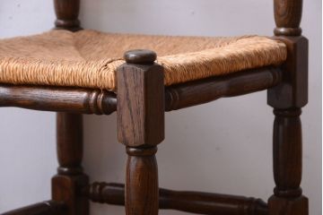 アンティーク家具　イギリスアンティーク　オーク材!ラッシ座面のコーナーチェア(1)
