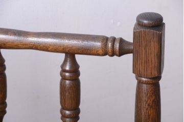 アンティーク家具　イギリスアンティーク　オーク材!ラッシ座面のコーナーチェア(2)