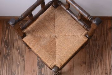 アンティーク家具　イギリスアンティーク　オーク材!ラッシ座面のコーナーチェア(2)